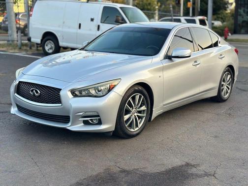 2014 INFINITI Q50 Premium