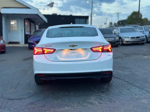 2020 Chevrolet Malibu FWD LT