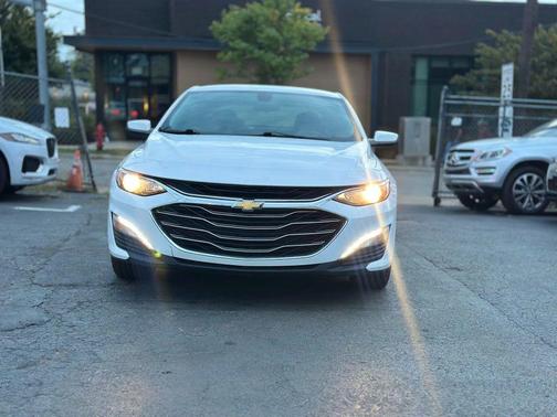 2020 Chevrolet Malibu FWD LT