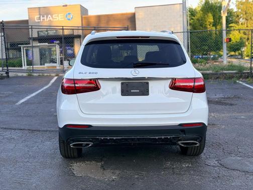 White 2019 Mercedes-Benz GLC 300 Base