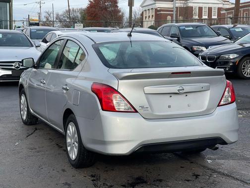 2018 Nissan Versa 1.6 SV