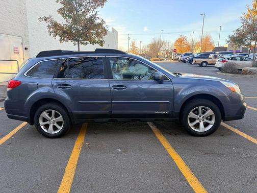 2013 Subaru Outback 2.5i Limited