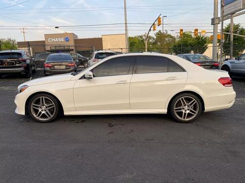 2015 Mercedes-Benz E-Class 4MATIC