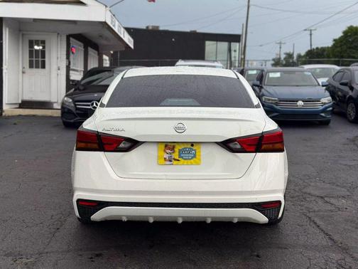 2020 Nissan Altima S FWD