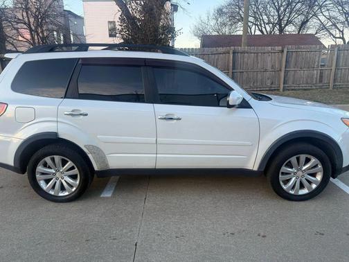2011 Subaru Forester 2.5 X Premium