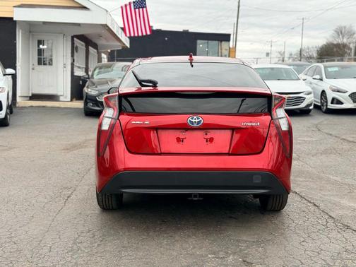 2016 Toyota Prius Two