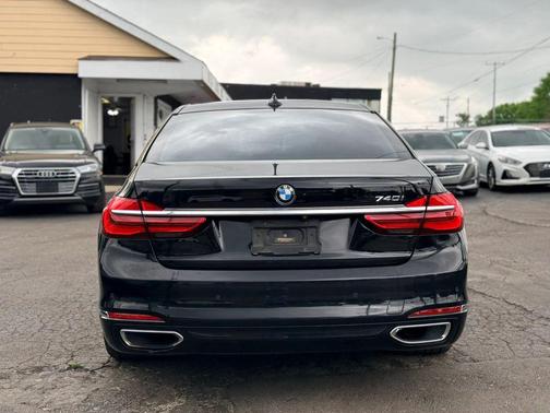 Black 2016 BMW 740 740i Sedan 4D