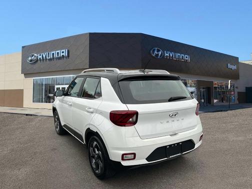 2024 Hyundai VENUE Limited
