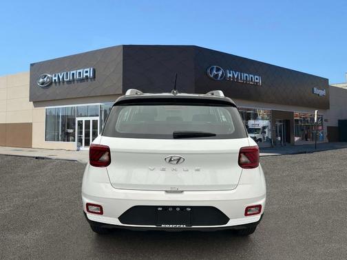 2024 Hyundai VENUE Limited