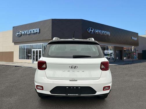 2024 Hyundai VENUE Limited