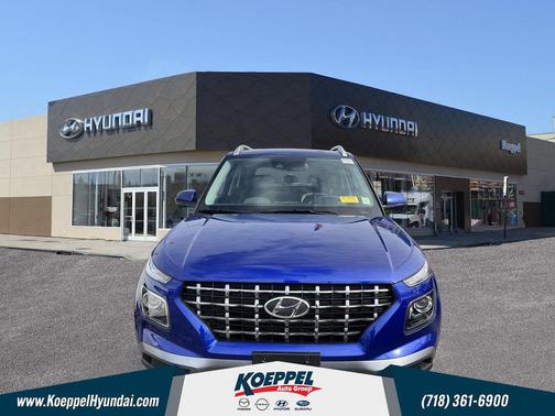 2022 Hyundai VENUE SEL