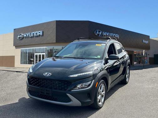 Abyss Black Pearl 2023 Hyundai KONA SEL
