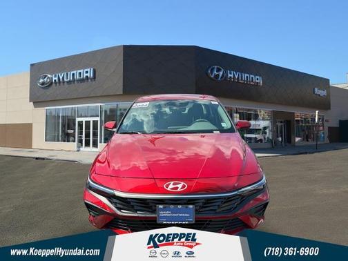 2024 Hyundai ELANTRA SE