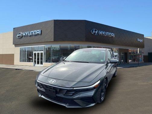 2024 Hyundai ELANTRA HEV Limited