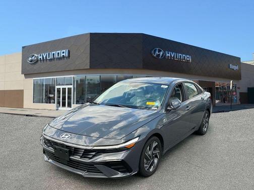 2024 Hyundai ELANTRA HEV Limited