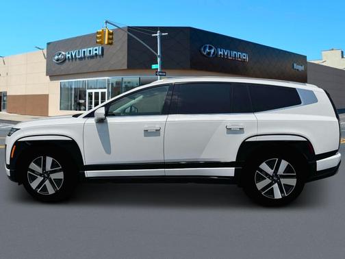 2026 Hyundai IONIQ 9 SEL