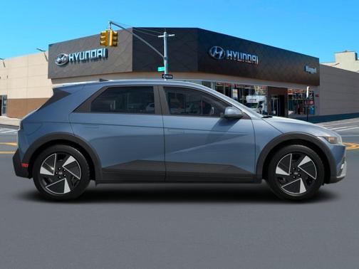 2025 Hyundai IONIQ 5 SE