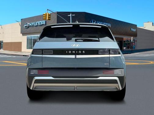 2025 Hyundai IONIQ 5 SE
