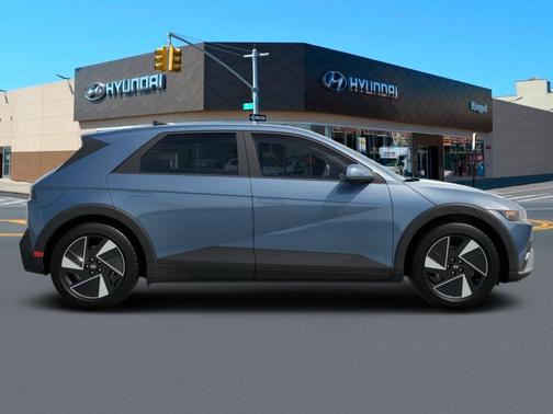 2025 Hyundai IONIQ 5 SE