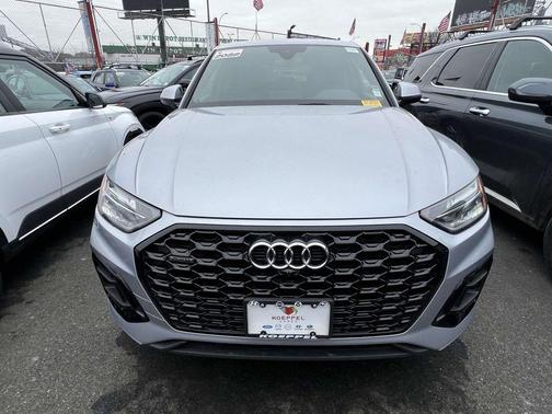 2022 Audi Q5 45 S line quattro Premium