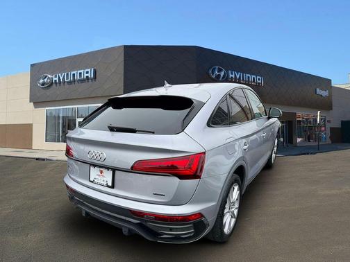 2022 Audi Q5 45 S line quattro Premium