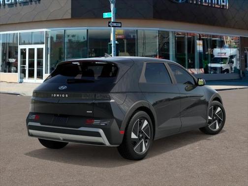 2025 Hyundai IONIQ 5 SE
