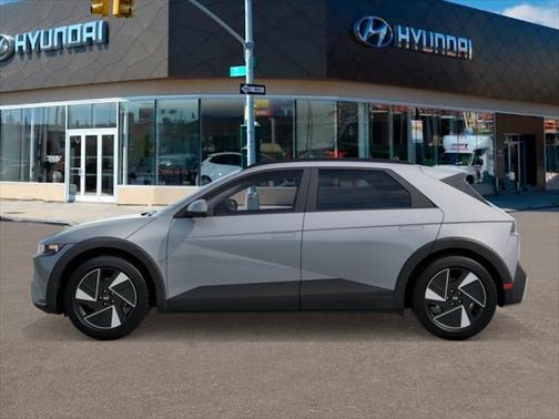 2025 Hyundai IONIQ 5 SEL