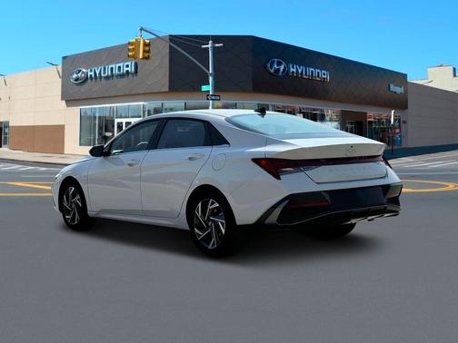 2025 Hyundai ELANTRA HEV Limited