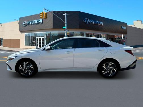 2025 Hyundai ELANTRA HEV Limited