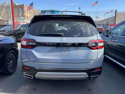 2023 Honda Pilot Touring