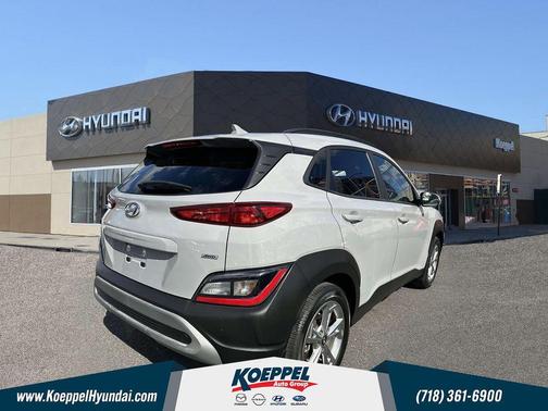 2022 Hyundai KONA SEL