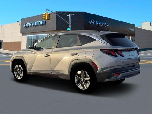 Shimmering Silver 2026 Hyundai TUCSON Hybrid SEL