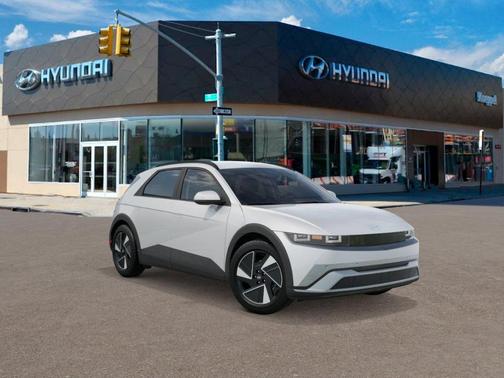 2025 Hyundai IONIQ 5 SEL