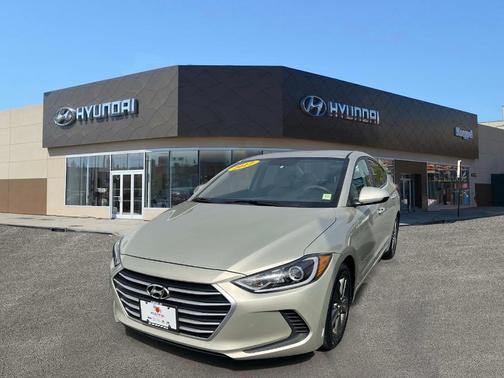 Mineral Beige 2017 Hyundai ELANTRA SE