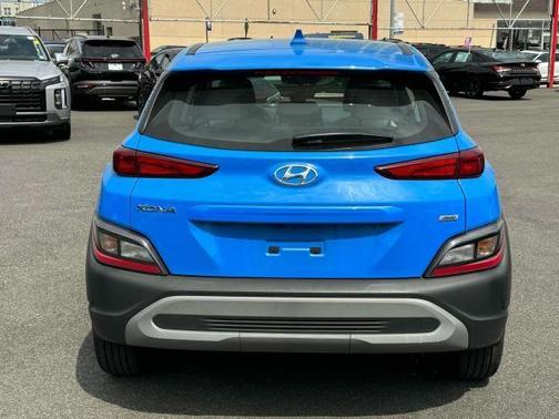 2022 Hyundai KONA SE