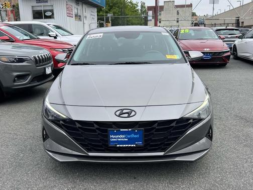 Metal 2023 Hyundai ELANTRA SEL