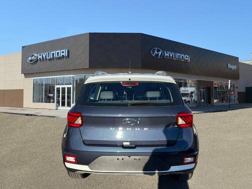 2024 Hyundai VENUE Limited