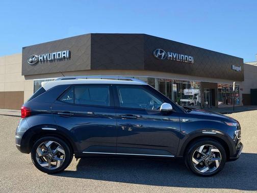 2024 Hyundai VENUE Limited