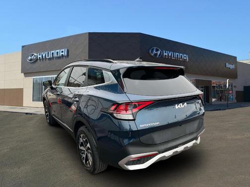 2025 Kia Sportage Hybrid EX