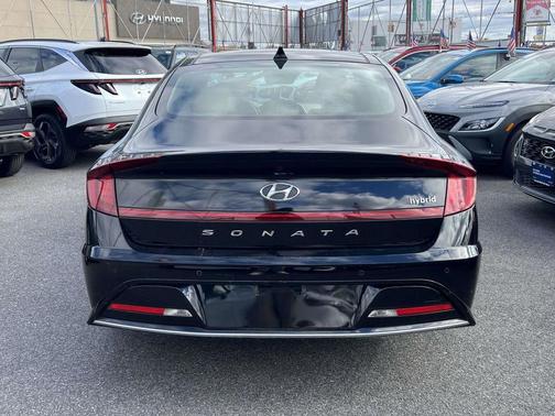 2023 Hyundai SONATA Hybrid Limited