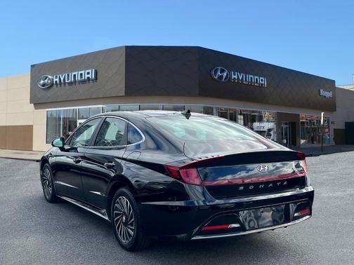 2023 Hyundai SONATA Hybrid Limited