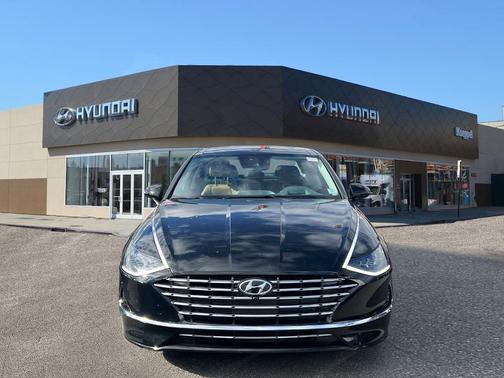 2023 Hyundai SONATA Hybrid Limited