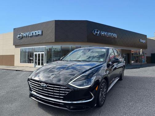2023 Hyundai SONATA Hybrid Limited