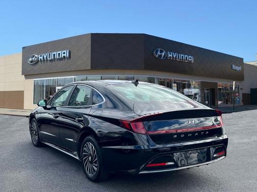 2023 Hyundai SONATA Hybrid Limited