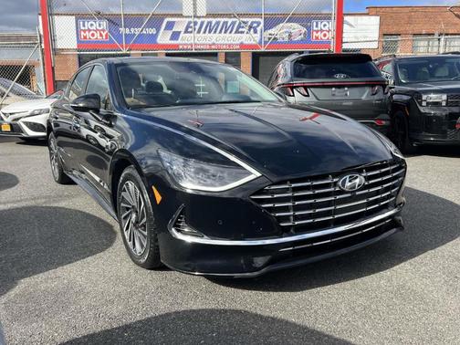 2023 Hyundai SONATA Hybrid Limited