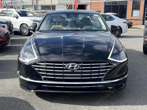 2023 Hyundai SONATA Hybrid Limited
