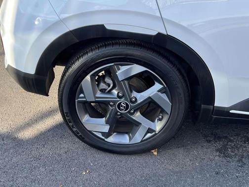 2024 Hyundai VENUE Limited