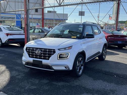 2024 Hyundai VENUE Limited