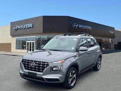 2023 Hyundai VENUE SEL