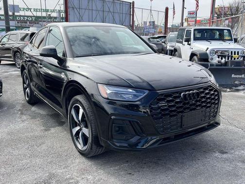 2022 Audi Q5 45 S line Premium Plus